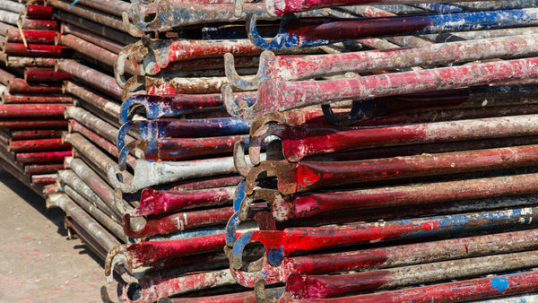 Entretien et stockage des échafaudages de maçon : guide complet